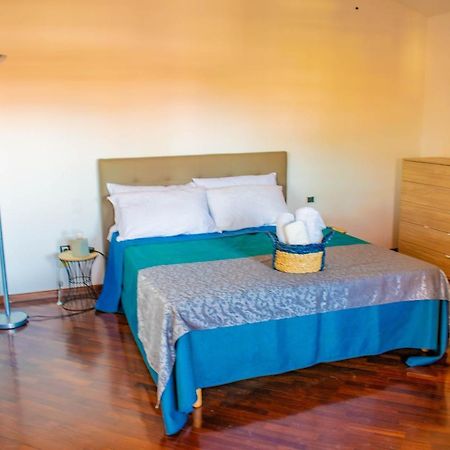 Asherat B&B Carbonia Luaran gambar