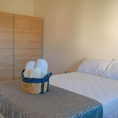 Asherat B&B Carbonia Luaran gambar