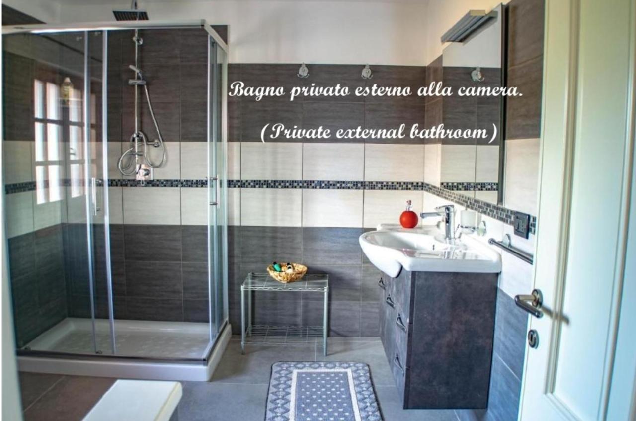 Asherat B&B Carbonia Luaran gambar